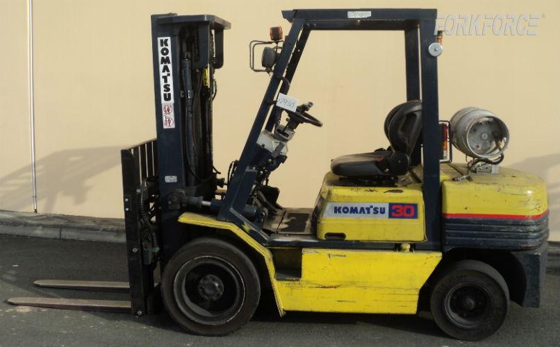 Komatsu FG30-11 3-Ton LPG Forklift