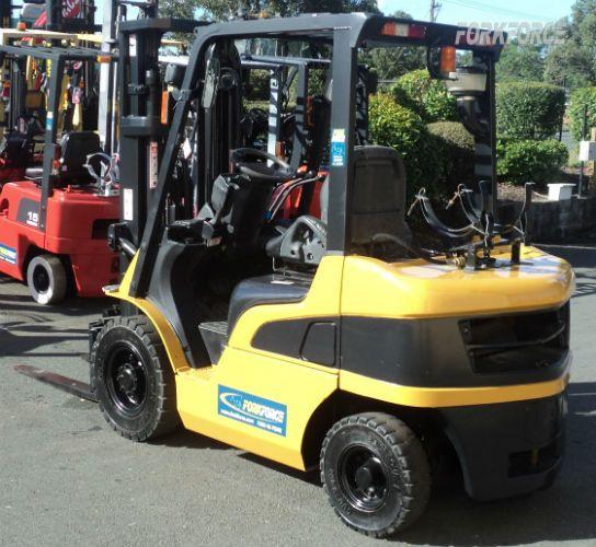 Caterpillar 2.5-Ton LPG Forklift