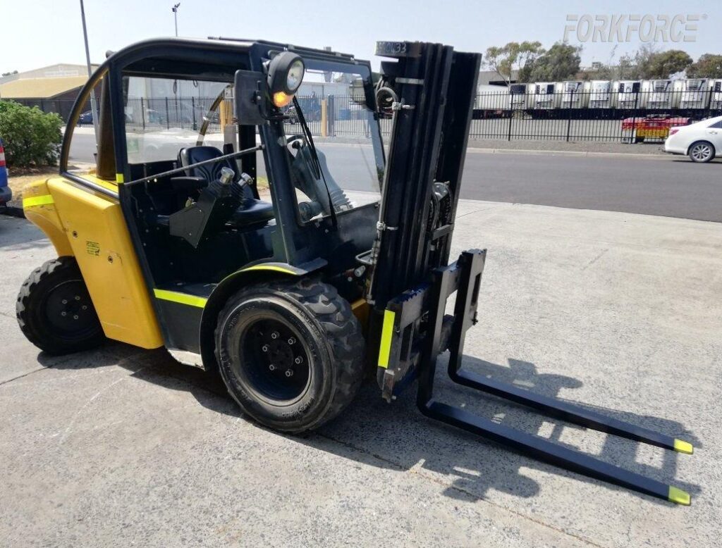 Used BOMAQ 3 Ton Diesel Rough Terrain Forklift