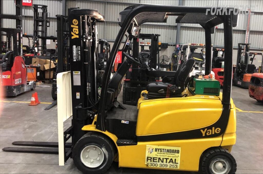 Used Yale 2.5 Ton 4 Wheel Electric Forklift ERP25VL