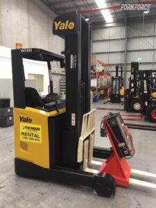 Used Yale Reach Truck