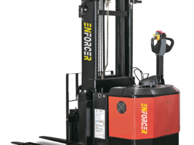 Enforcer 1.5T Battery Electric Walkie Reach Stacker