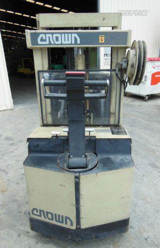 Used Crown 25WRTL 1.1-Ton Walkie Reach Stacker