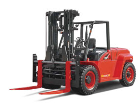 FLDCXT100-08I3US Enforcer 10T Diesel Forklift- Front/Side View