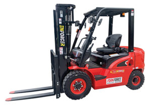 FLDCXT18-08X1US Enforcer 1.8T Diesel Forklift- Side View