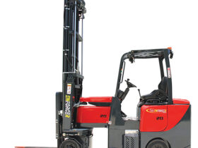 AFBCXE20-06PBXS Enforcer 2T Battery Narrow Aisle Articulated Forklift- Side View